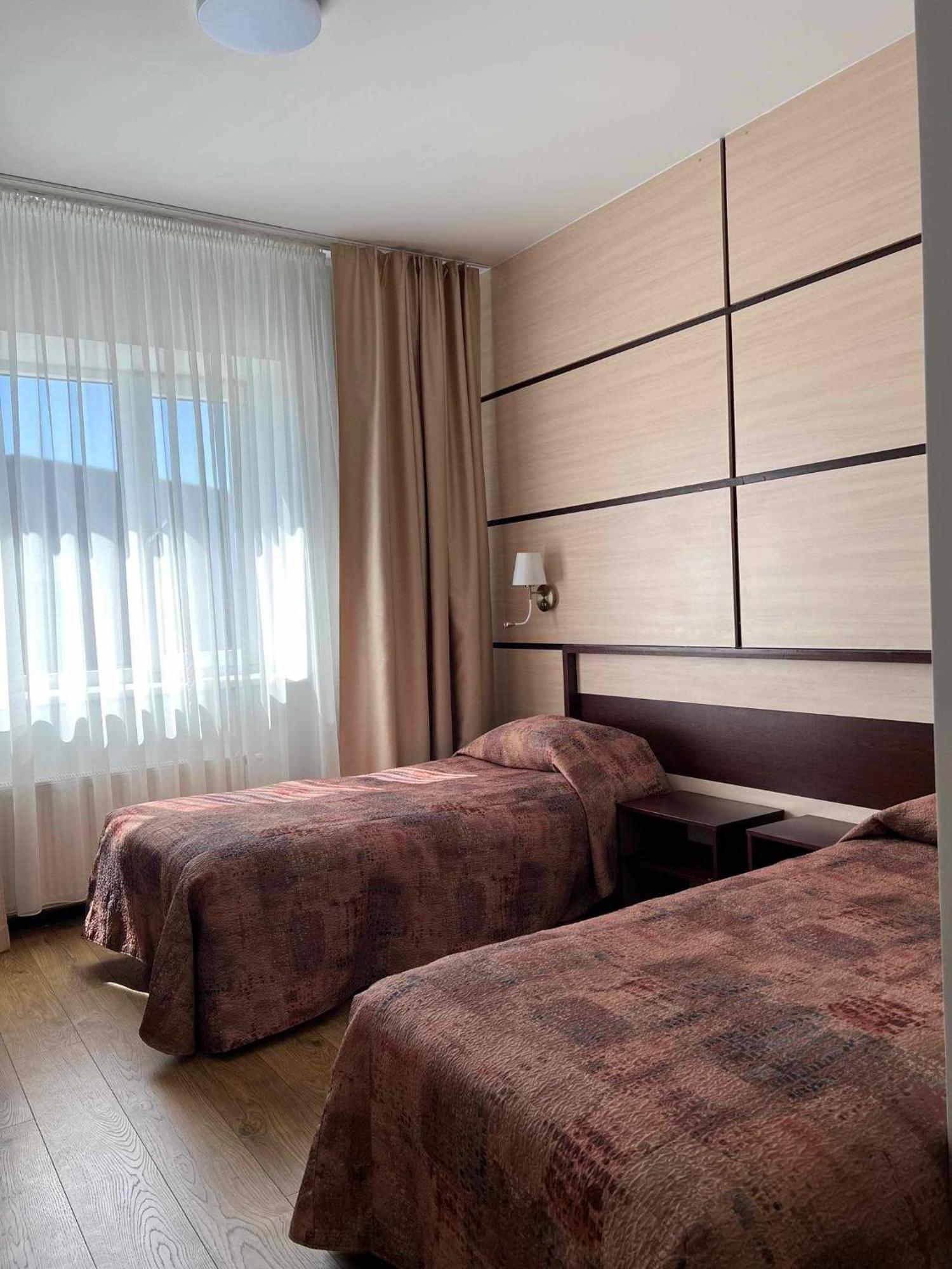 Via Baltica Otel Sargėnai Dış mekan fotoğraf