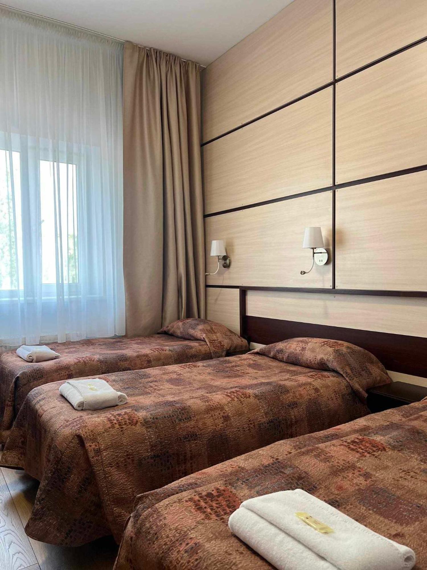Via Baltica Otel Sargėnai Dış mekan fotoğraf
